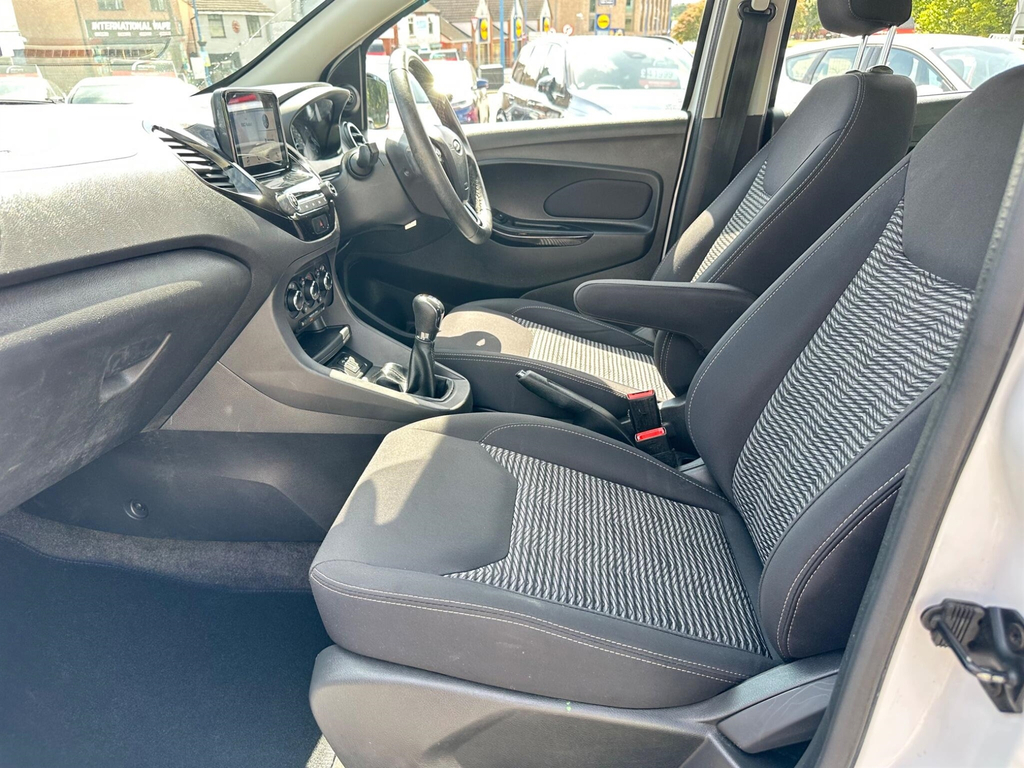 Ford KA+ Zetec Svp 1.2L Ti-vct 70Ps 5 Speed 2020 White #18