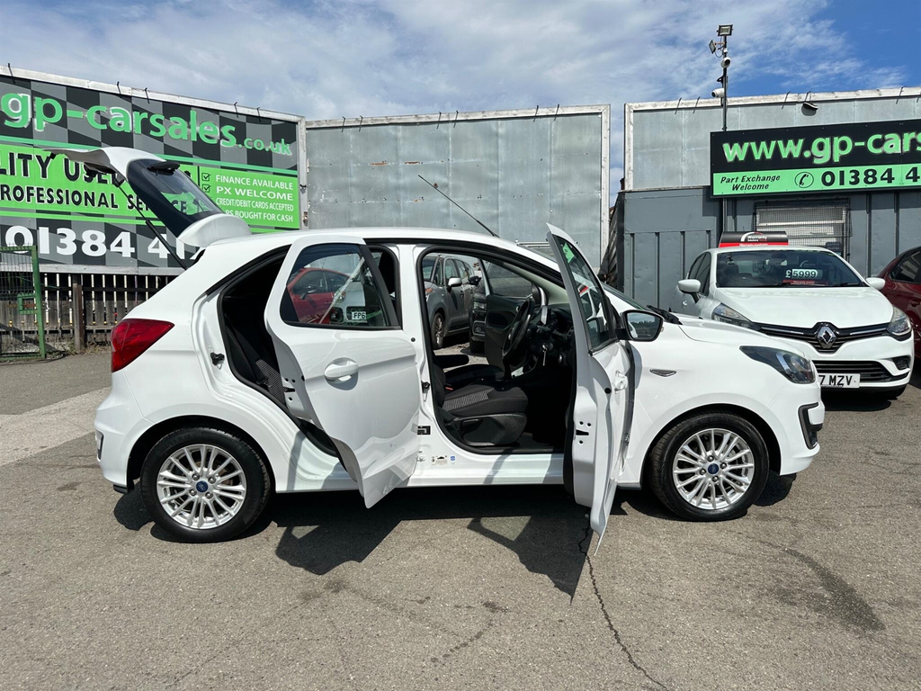 Ford KA+ Zetec Svp 1.2L Ti-vct 70Ps 5 Speed 2020 White #37