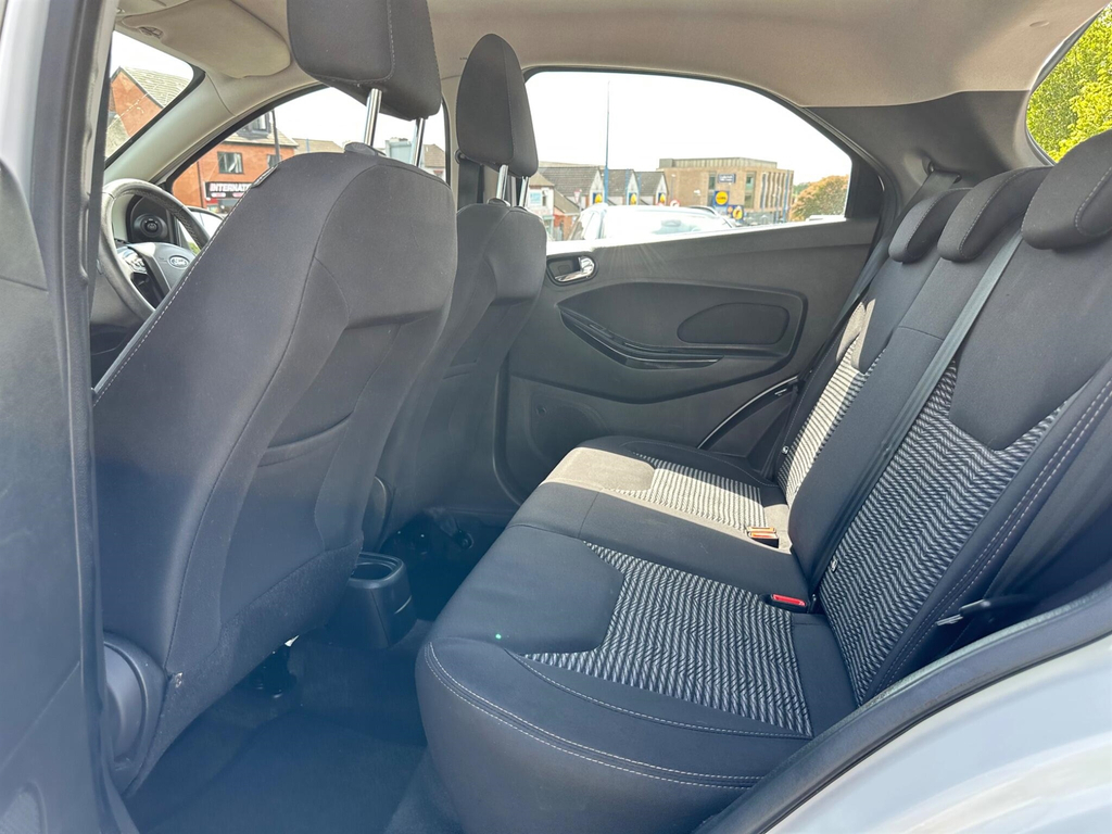 Ford KA+ Zetec Svp 1.2L Ti-vct 70Ps 5 Speed 2020 White #17