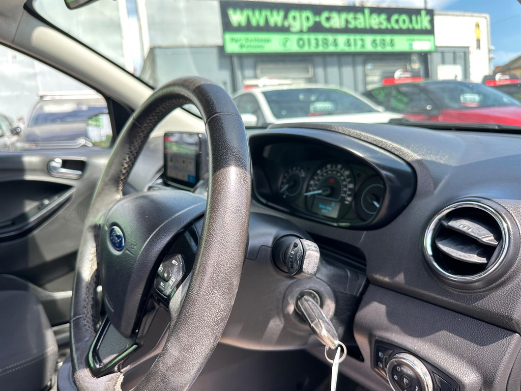 Ford KA+ Zetec Svp 1.2L Ti-vct 70Ps 5 Speed 2020 White #19