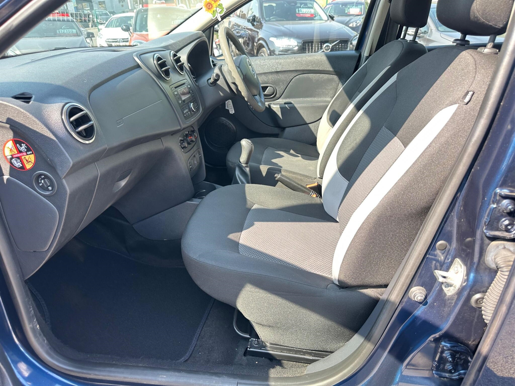 Dacia Sandero 0.9 Ambiance Tce 90 Bhp 1 Owner -0 Tax White #12
