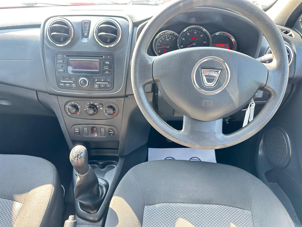 Dacia Sandero 0.9 Ambiance Tce 90 Bhp 1 Owner -0 Tax White #9