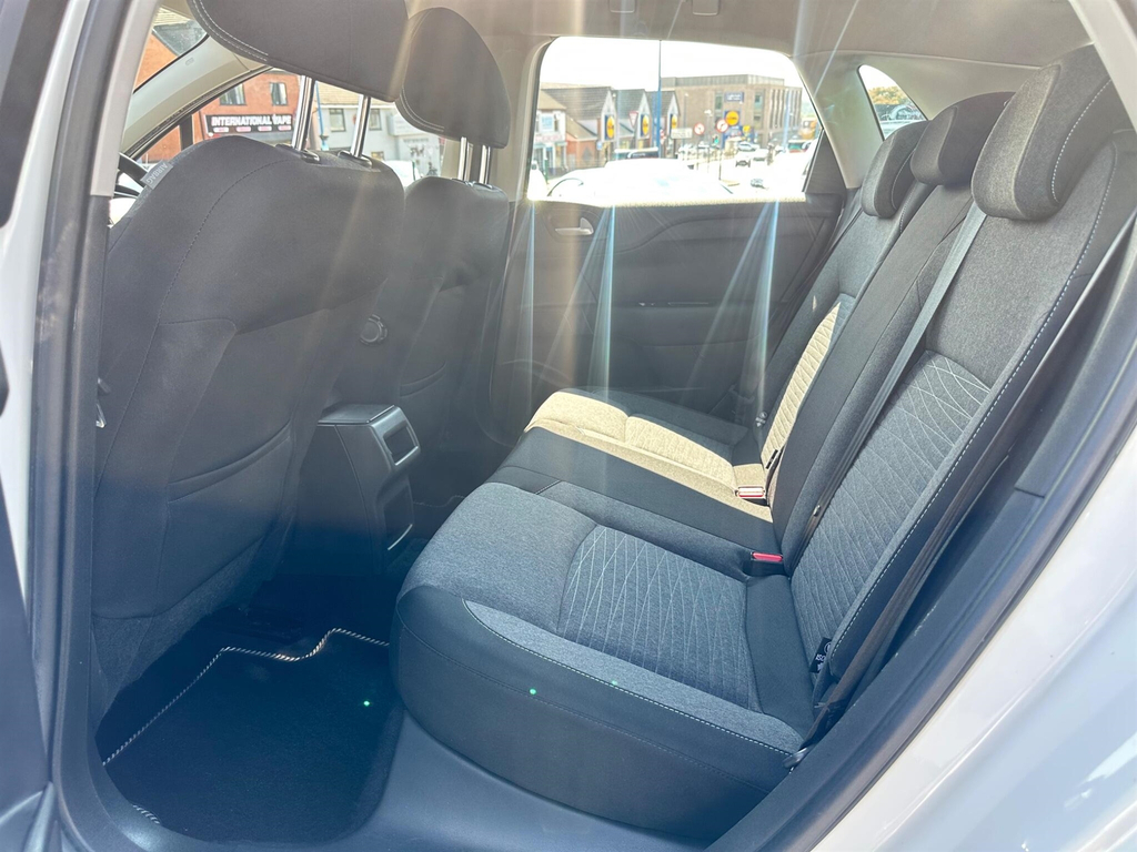 Citroen C4 Beige #16