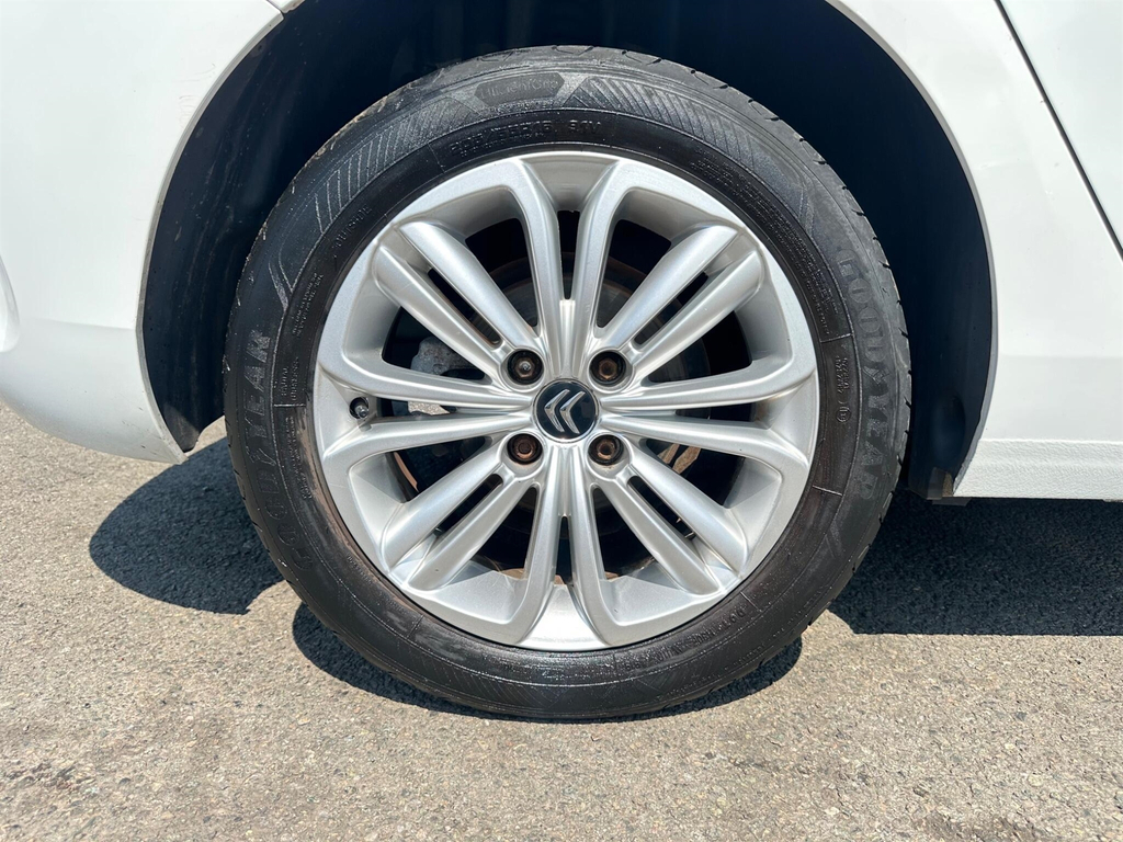 Citroen C4 Beige #40