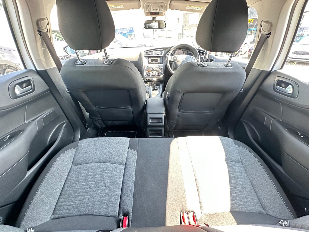 Citroen C4 Beige #15