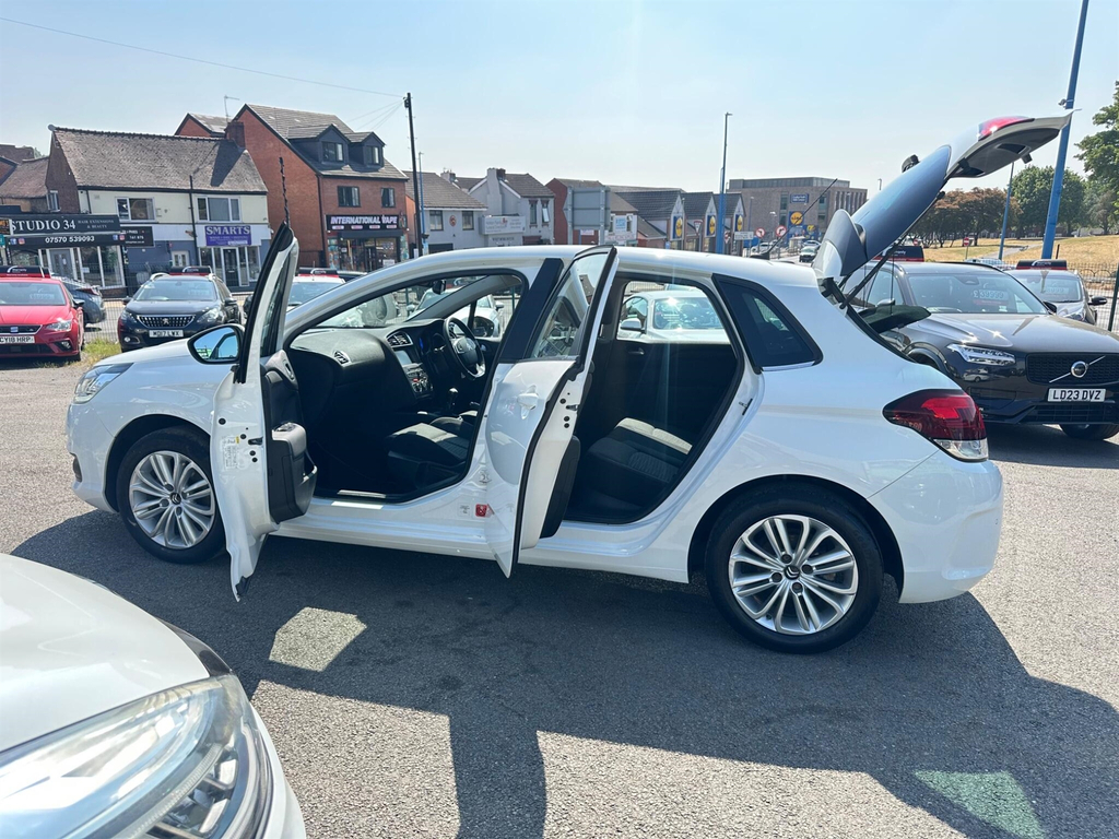 Citroen C4 Beige #37