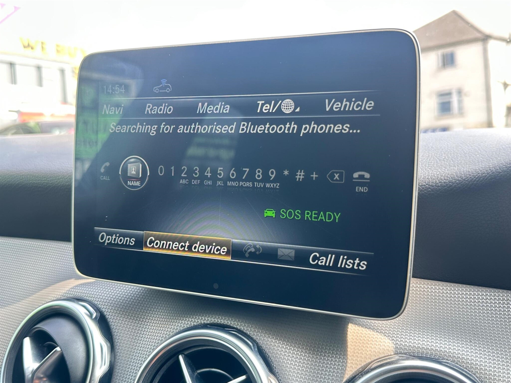 Mercedes-Benz GLA Class Black #31