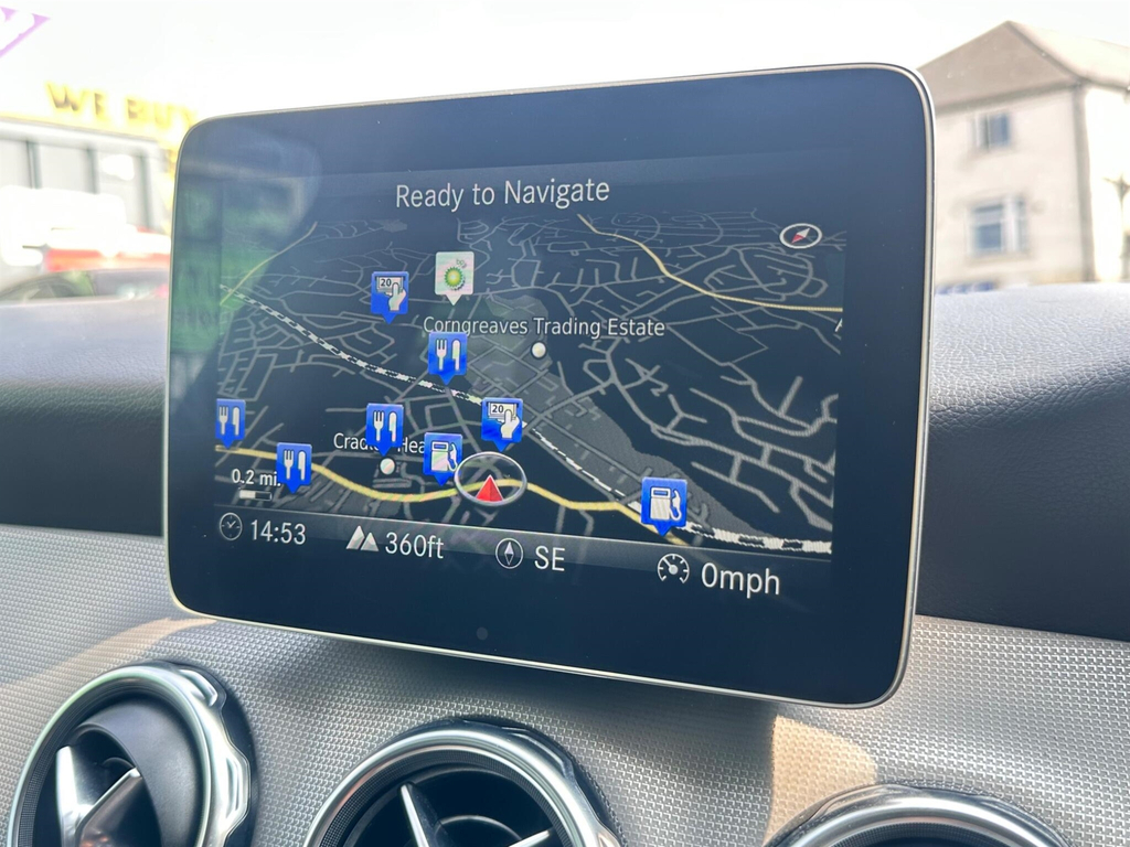 Mercedes-Benz GLA Class Black #27