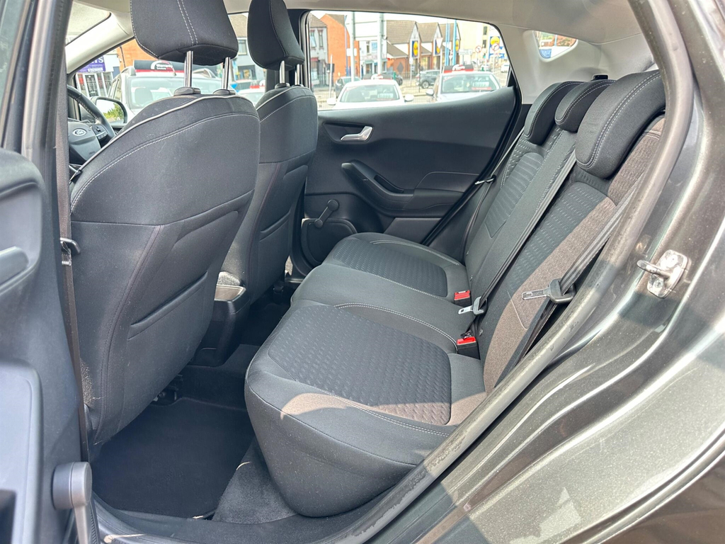 Ford Fiesta 1.1 Zetec Navigation  #17