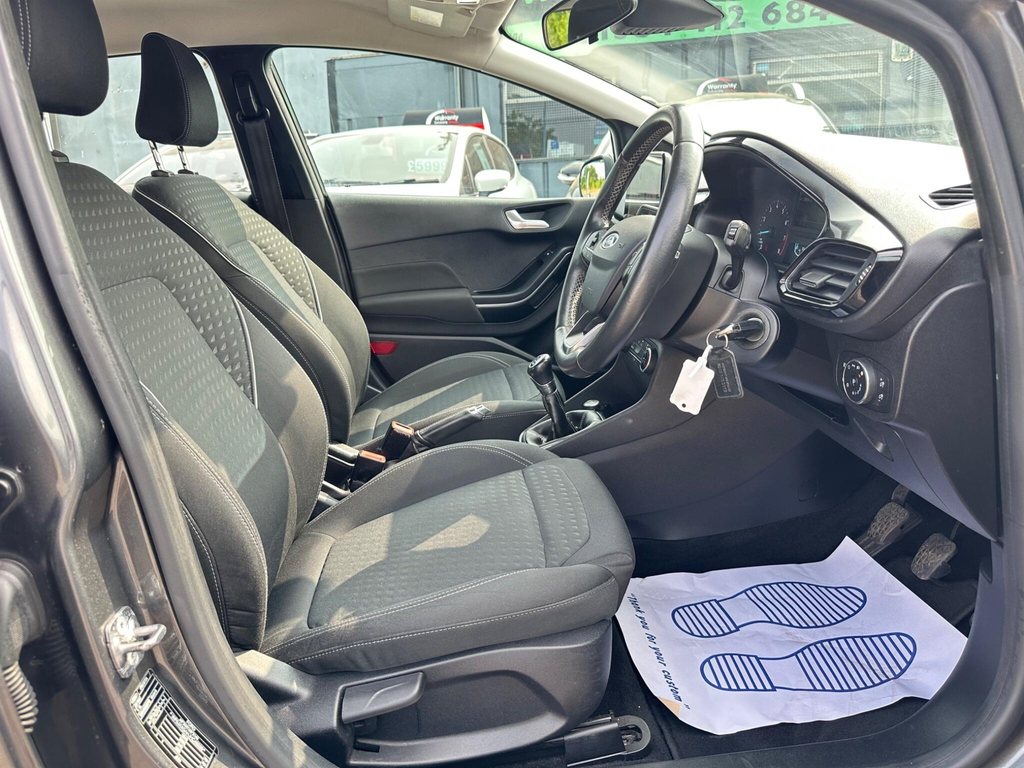 Ford Fiesta 1.1 Zetec Navigation  #12