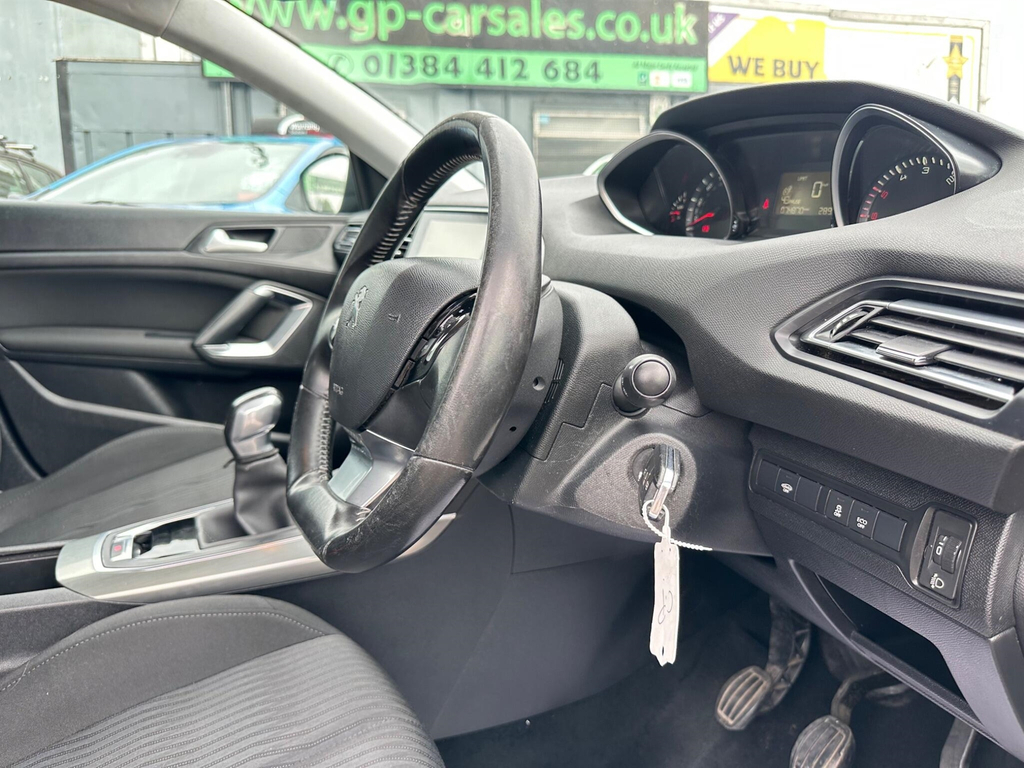 Peugeot 308 Hatchback Blue #21
