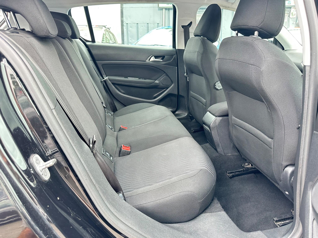 Peugeot 308 Hatchback Blue #18