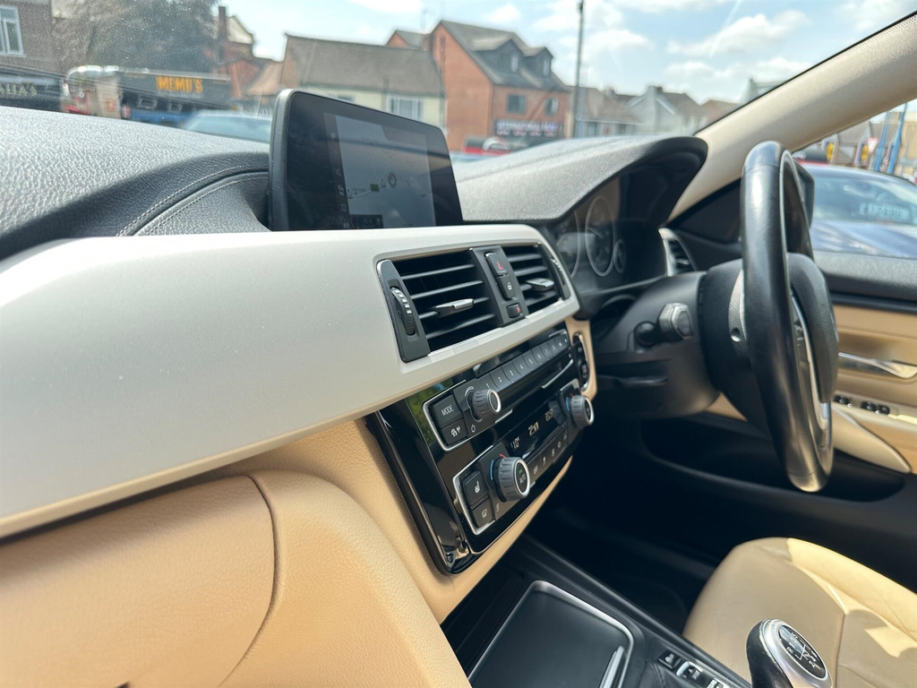 BMW 4 Series M Sport White #14