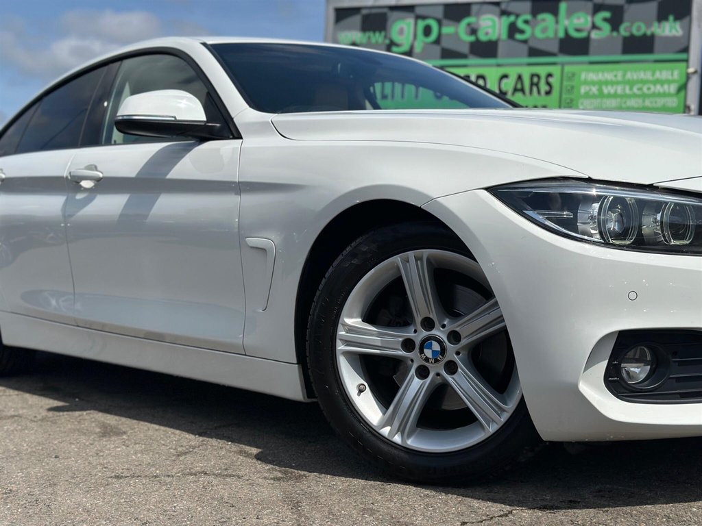 BMW 4 Series M Sport White #40