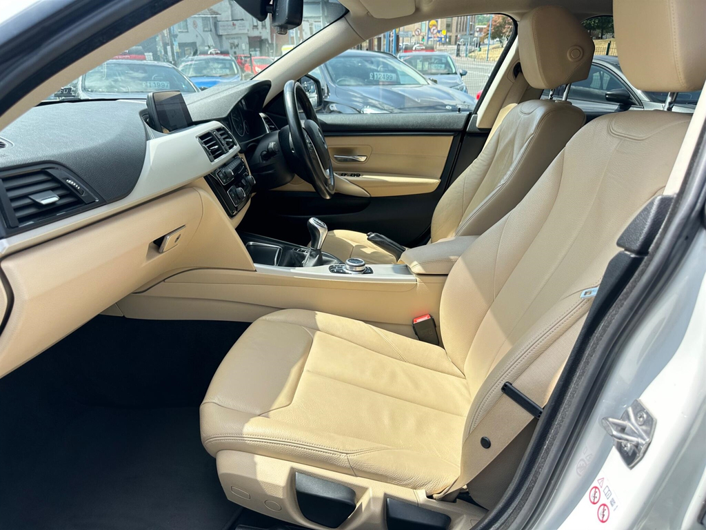 BMW 4 Series M Sport White #12