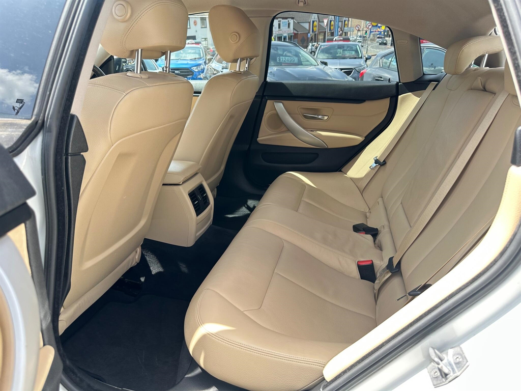 BMW 4 Series M Sport White #16