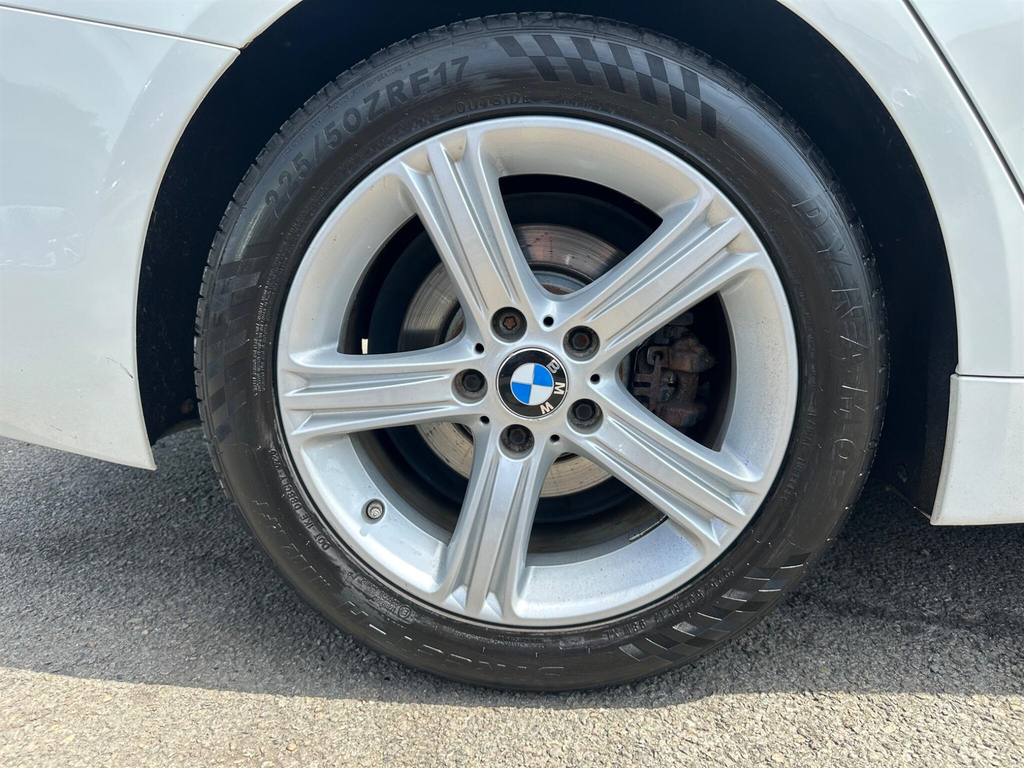 BMW 4 Series M Sport White #42