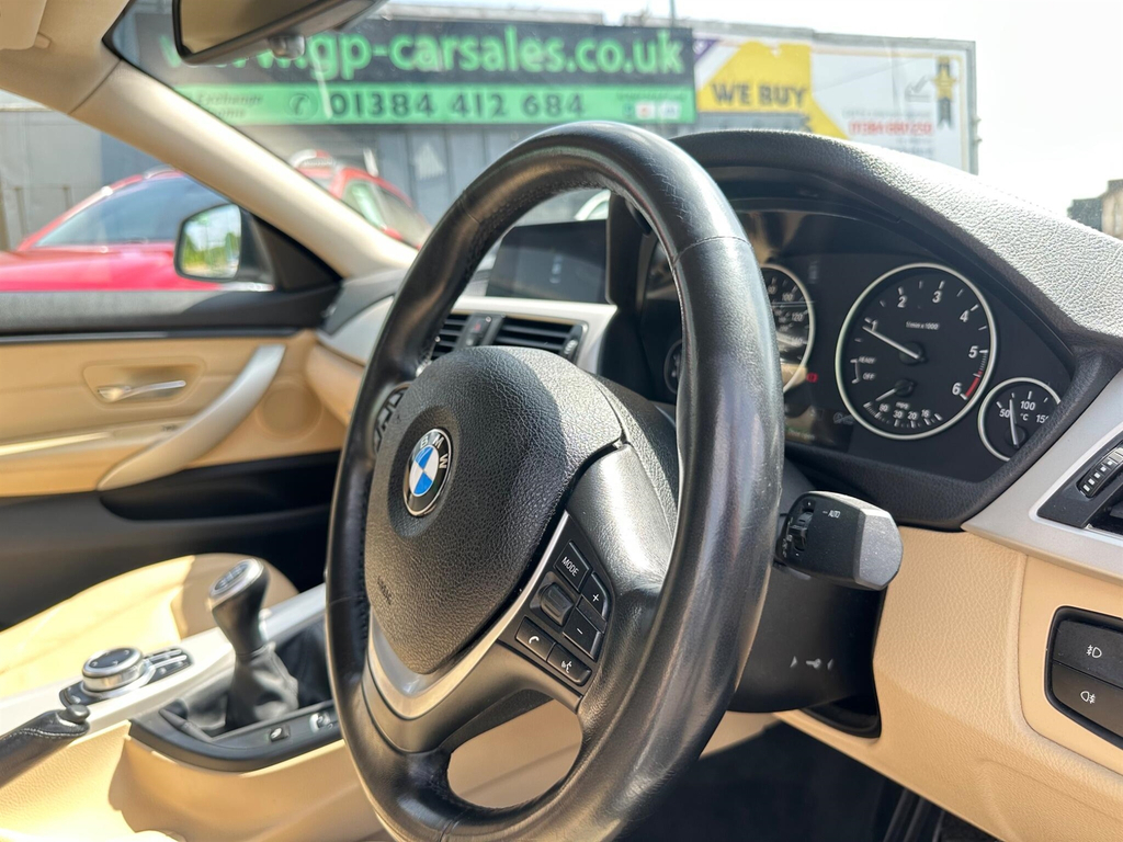 BMW 4 Series M Sport White #19