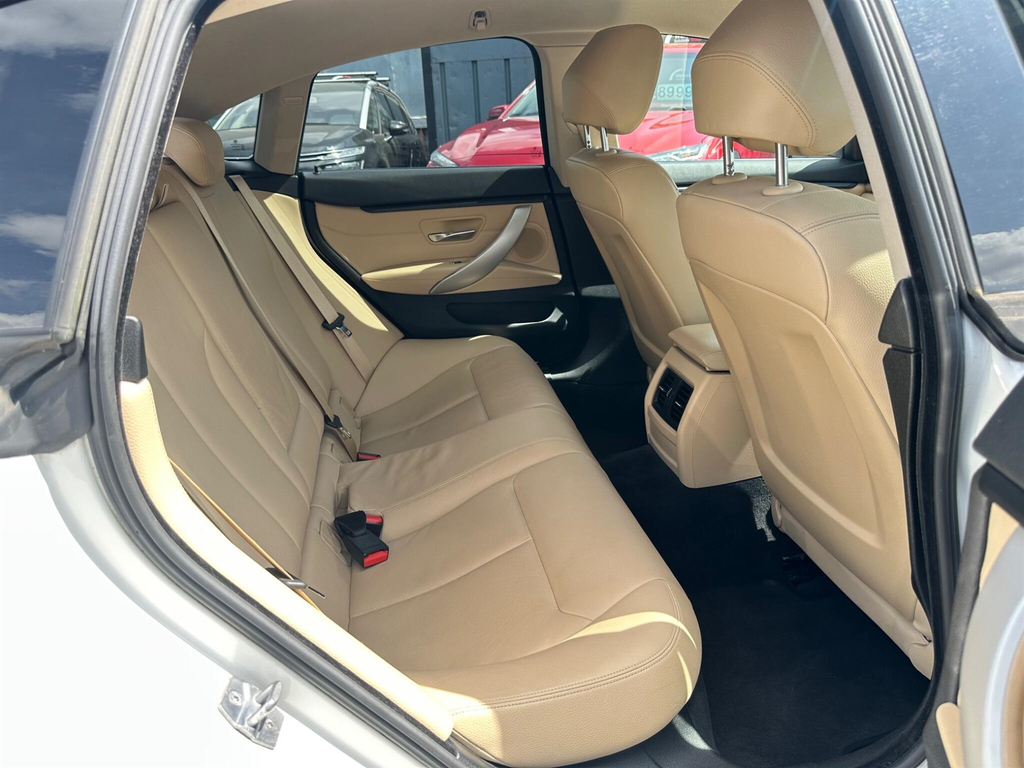BMW 4 Series M Sport White #17