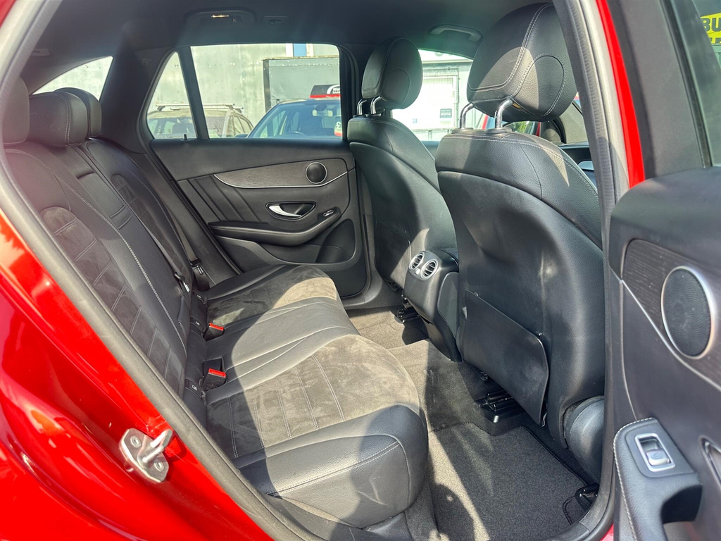 Mercedes-Benz GLC Class 2L Amg Line Silver #32