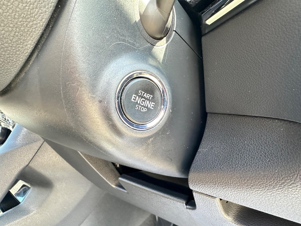 Skoda Karoq Se L Blue #39