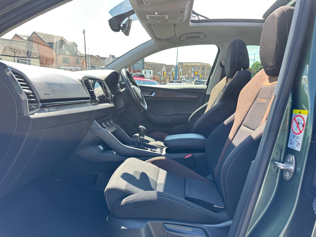 Skoda Karoq Se L Blue #17