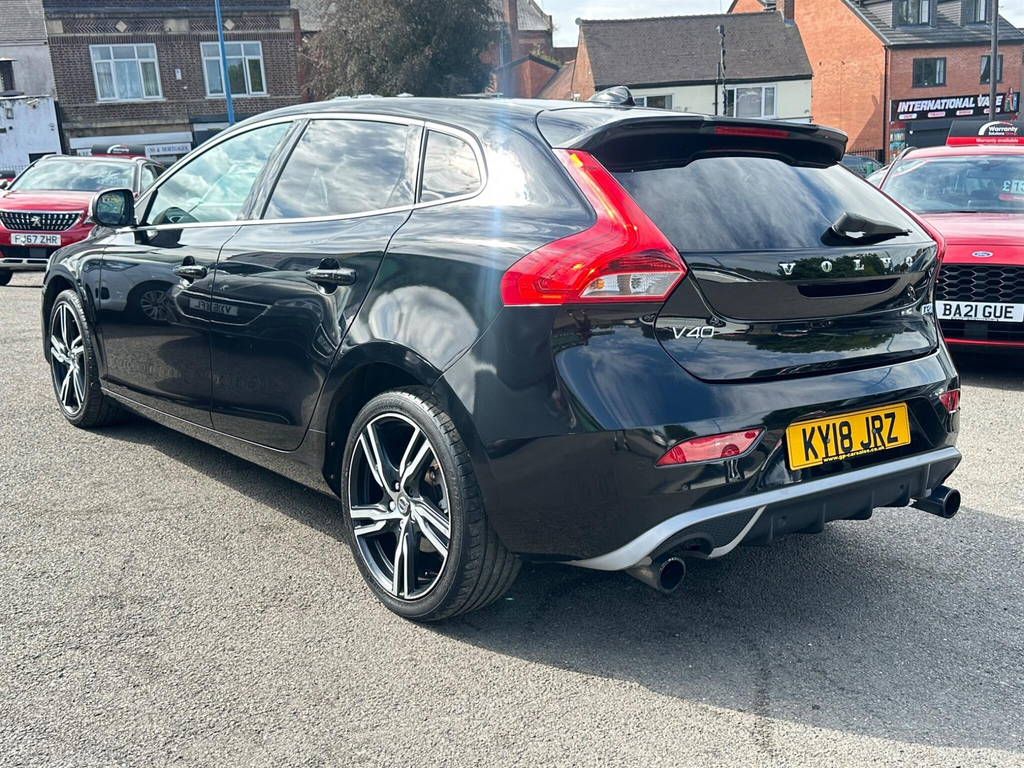 Volvo V40 2.0 D3 R-design Pro Euro 6 Ss  #5