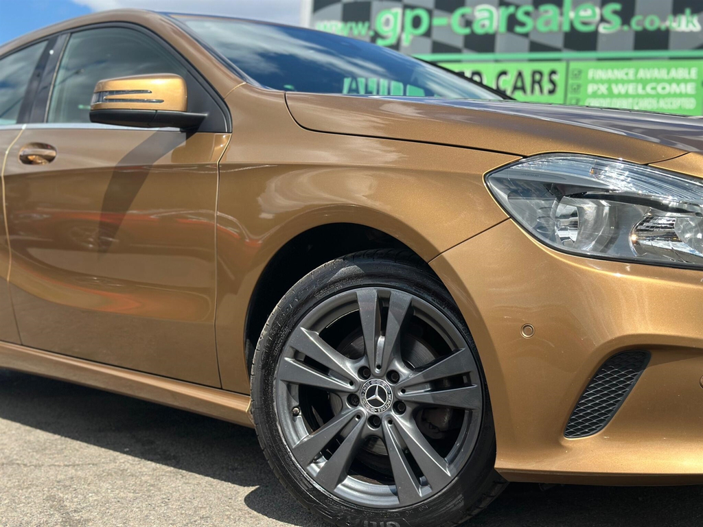 Mercedes-Benz A Class A 200 D Sport Premium Black #40