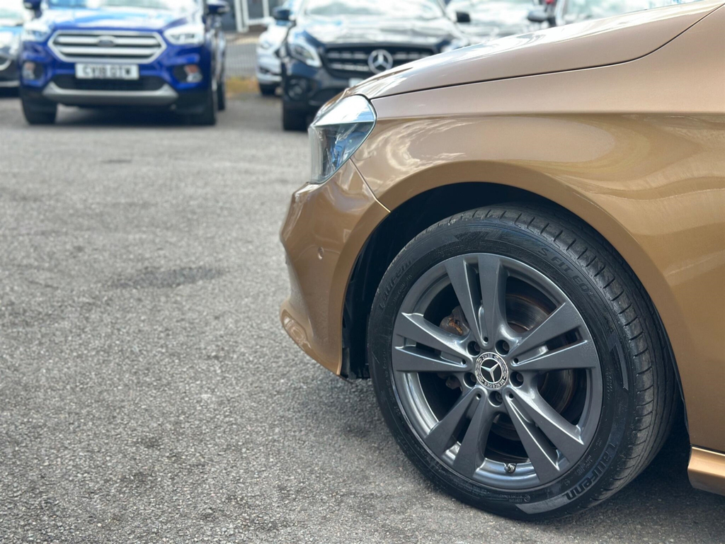 Mercedes-Benz A Class A 200 D Sport Premium Black #41