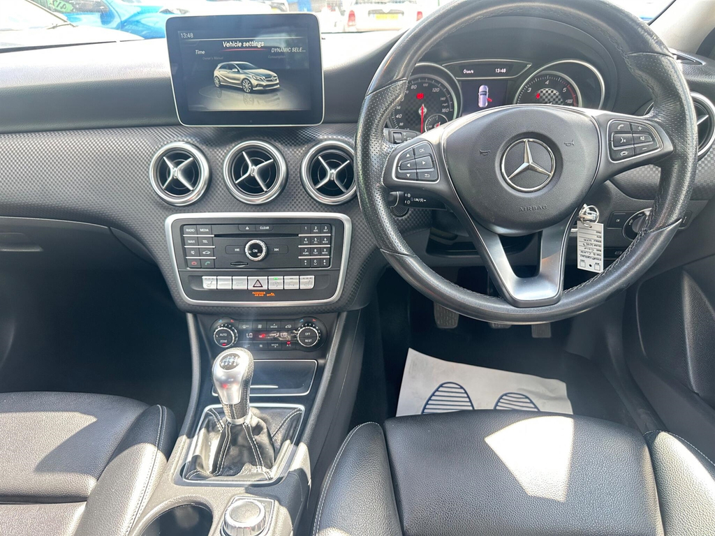 Mercedes-Benz A Class A 200 D Sport Premium Black #10