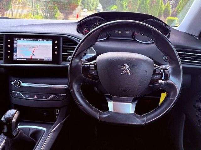 Peugeot 308 1.2 Puretech Allure Hatchback Eu Silver #4