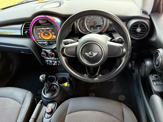 Mini Hatch 1.5 Cooper Hatchback Euro 6 S S White #3