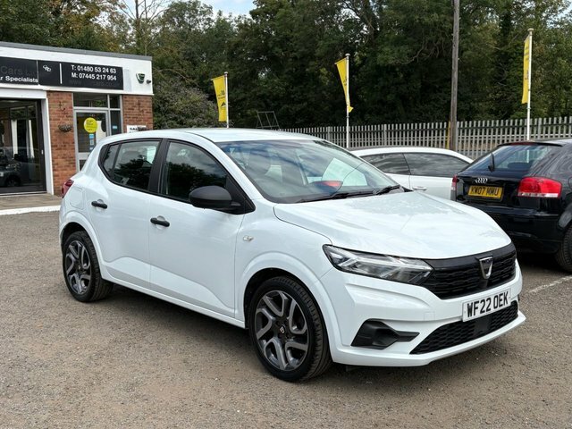 Dacia Sandero 1.0 Sce Essential Hatchback Euro White #2