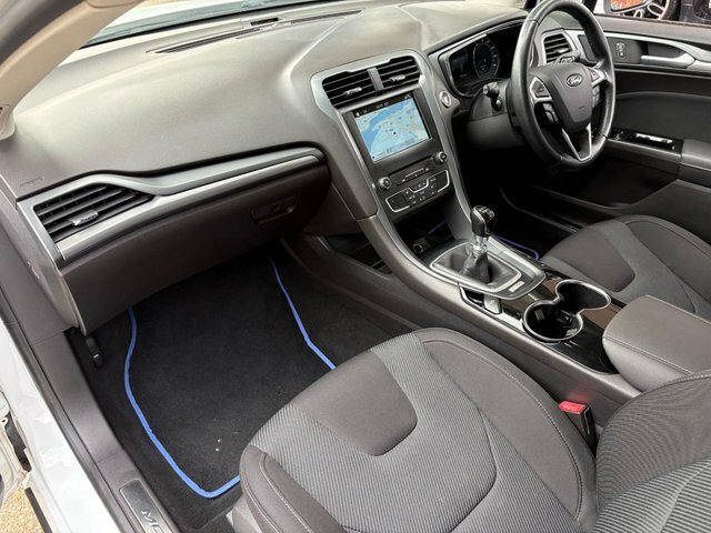 Ford Mondeo 2.0 Tdci 180 St-line X Powershift Awd #8