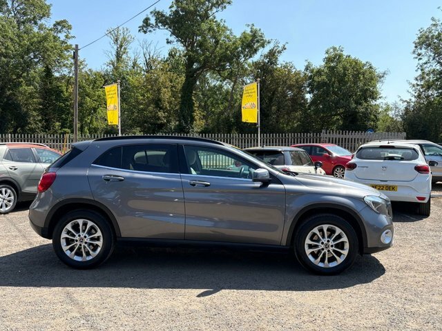 Mercedes-Benz GLA Class 1.6 Gla200 Se Suv Euro 6 S S Grey #6