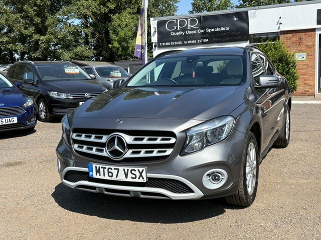 Mercedes-Benz GLA Class 1.6 Gla200 Se Suv Euro 6 S S Grey #2