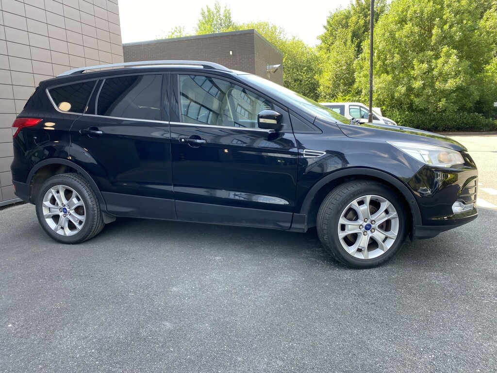 Ford Kuga 2.0 Tdci Titanium YR64FHA Black #4