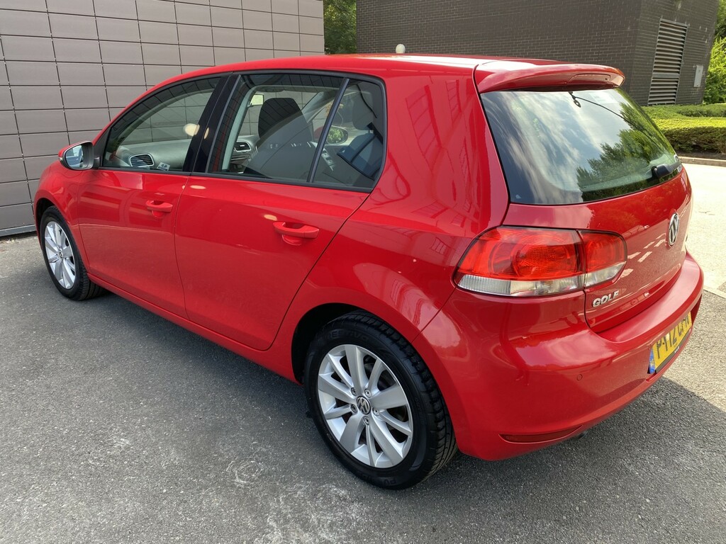 Volkswagen Golf 1.6 Tdi Match PY12CPN Red #6