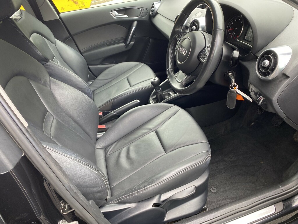 Audi A1 1.6 Sportback Tdi Sport 103 Bhp Blue #15