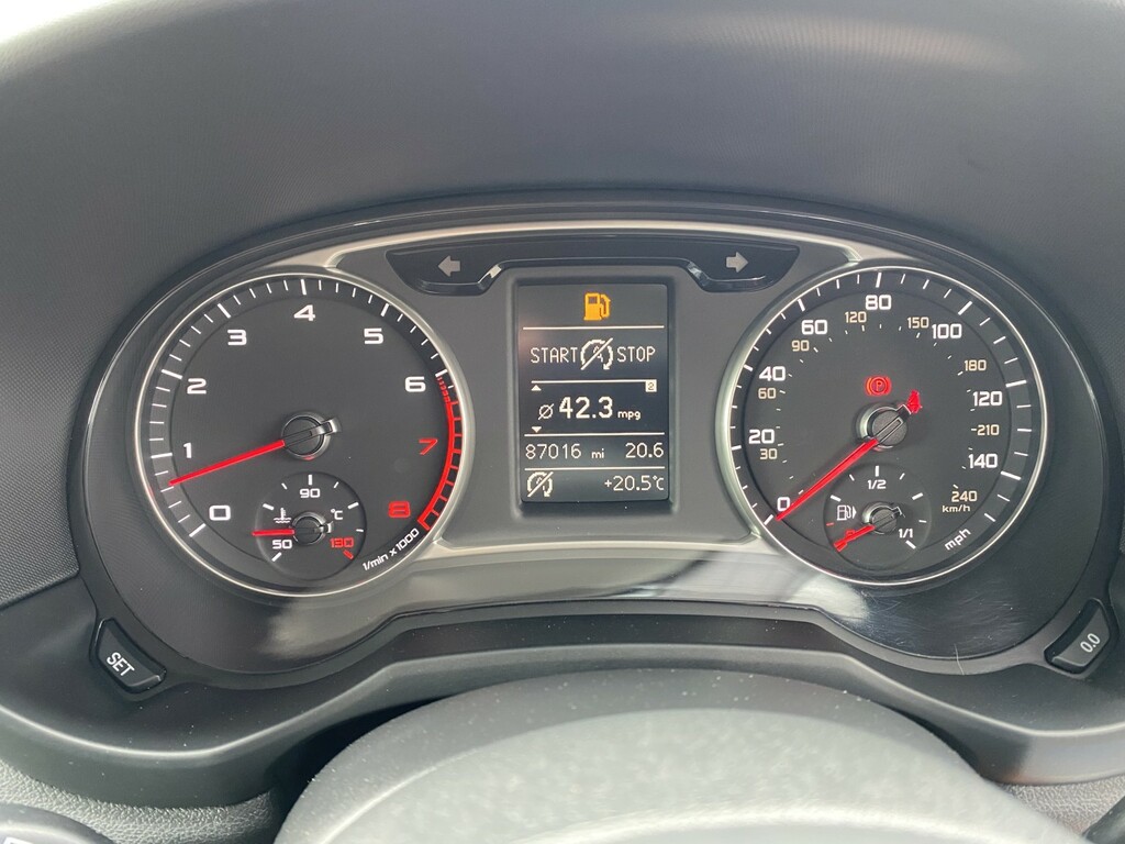 Audi A1 1.6 Sportback Tdi Sport 103 Bhp Blue #32