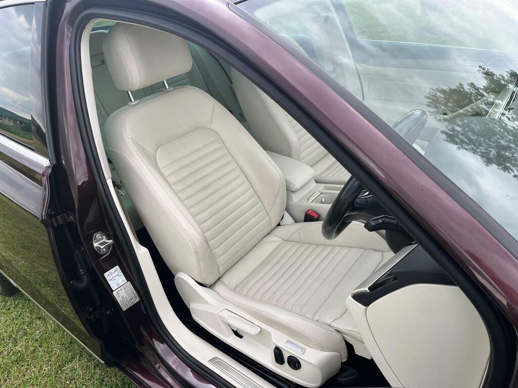 Volkswagen Passat 2.0 Tdi 150 Bhp Bluemotion Tech Se Business Estate Silver #13