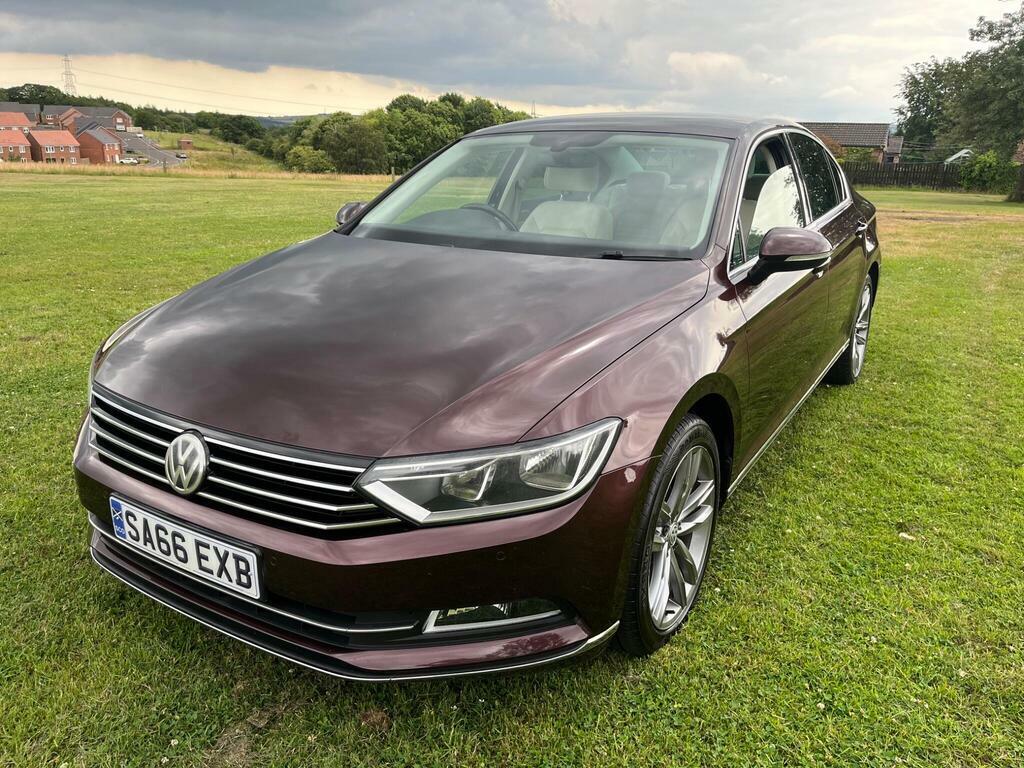 Volkswagen Passat 2.0 Tdi Bluemotion Tech Gt Euro 6 S S Red #4