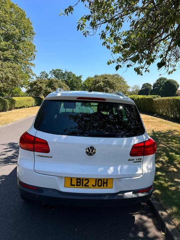 Volkswagen Tiguan 2.0 Tdi Bluemotion Tech Se Dsg 4Wd Euro 5 Ss White #3