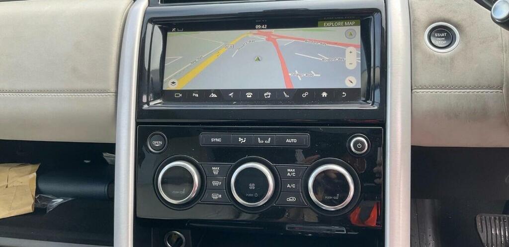 Land Rover Discovery Td6 Hse Silver #11