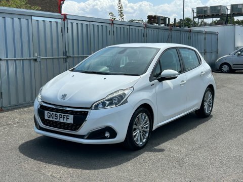 Peugeot 208 S S Signature White