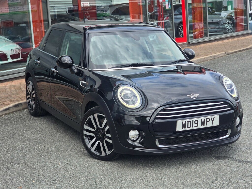 Mini Hatch 1.5 Cooper Exclusive Euro 6 Ss WD19WPY Black #2