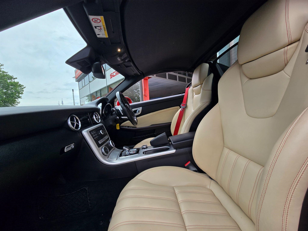 Mercedes-Benz SLC Slc 250 D Amg Line Black #53