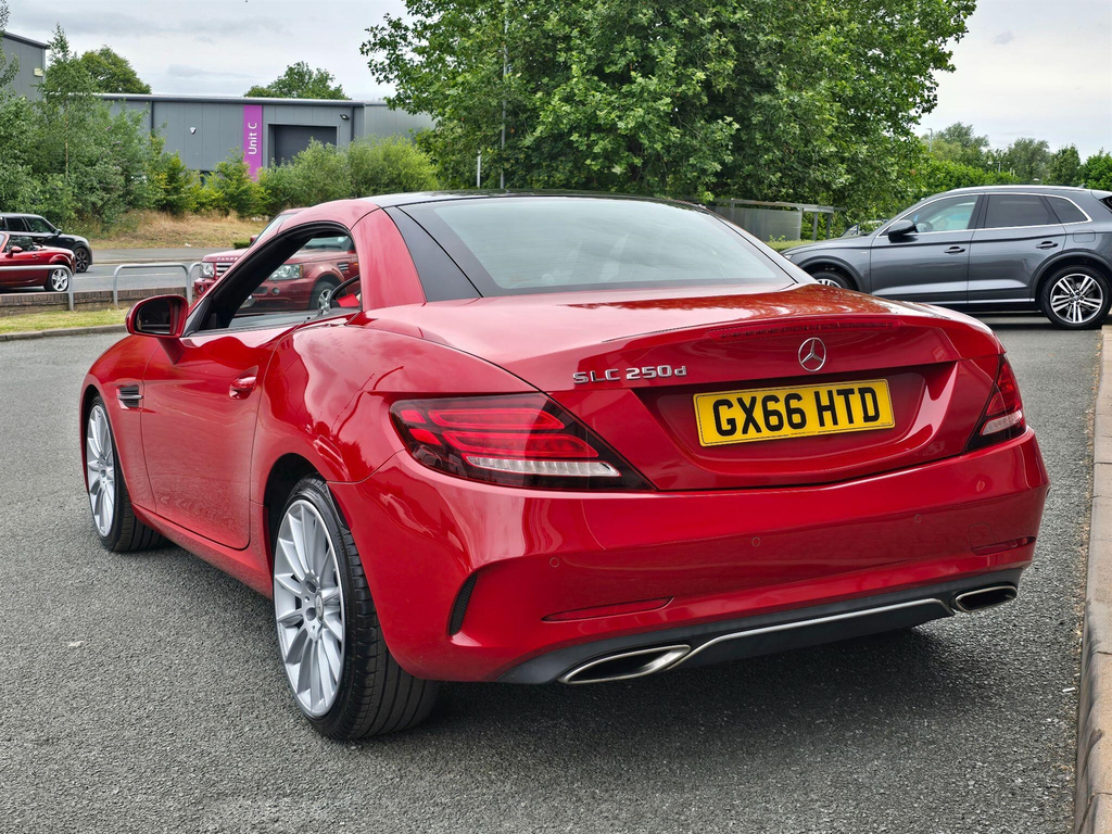 Mercedes-Benz SLC Slc 250 D Amg Line Black #11