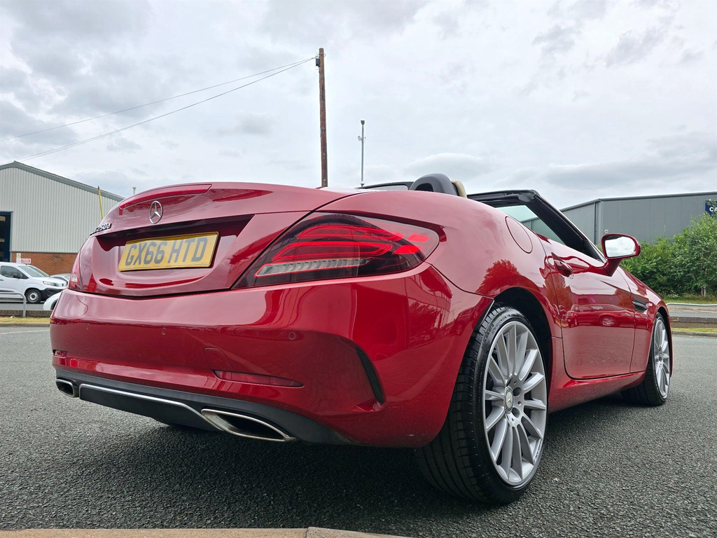 Mercedes-Benz SLC Slc 250 D Amg Line Black #16