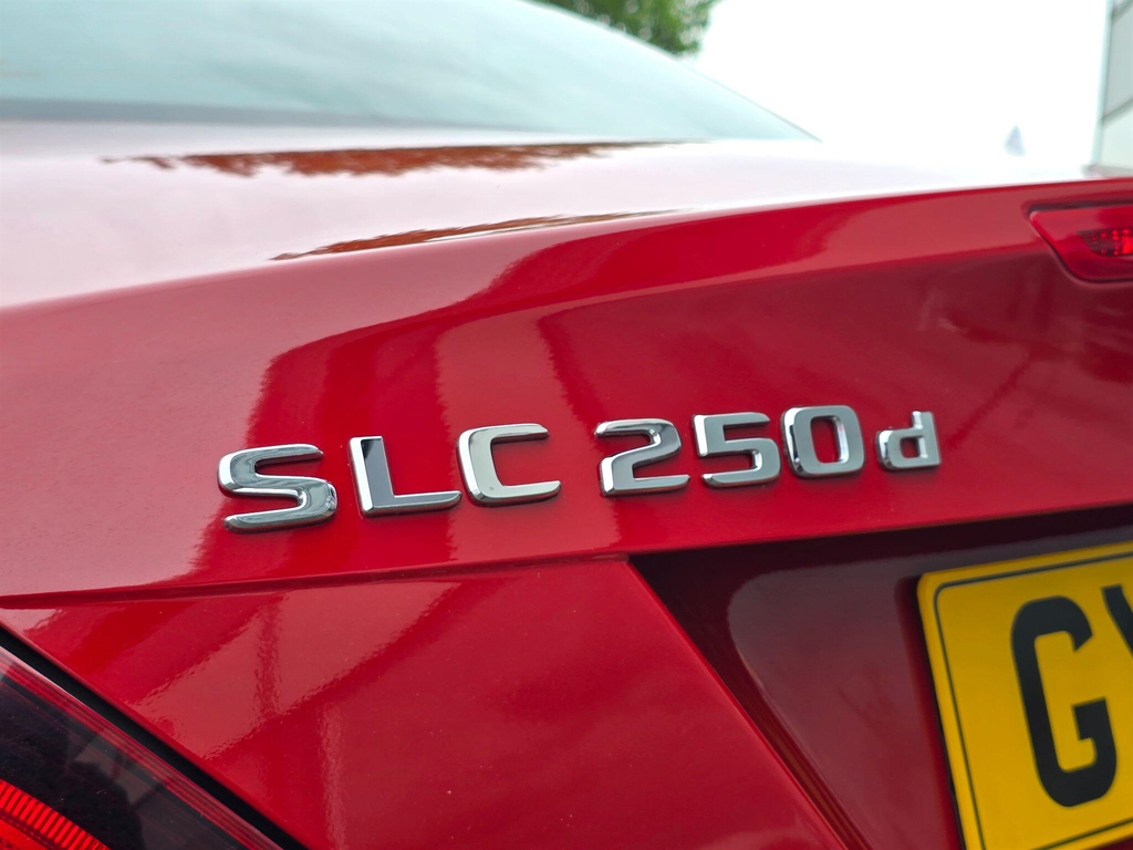 Mercedes-Benz SLC Slc 250 D Amg Line Black #54